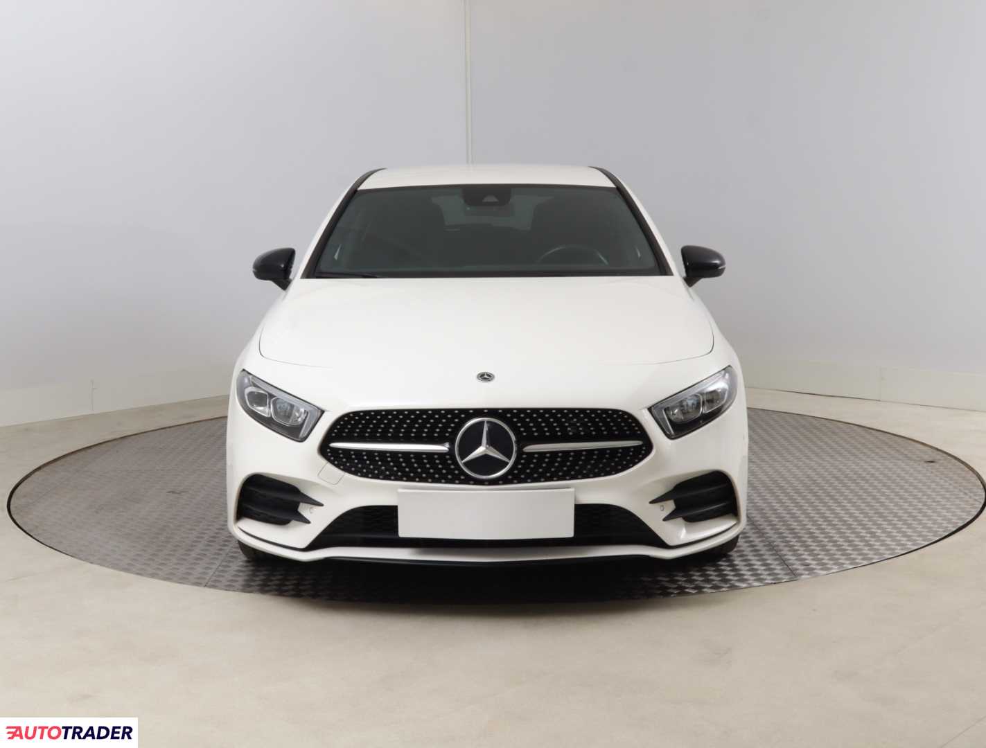 Mercedes A-klasa 2020 1.3 214 KM