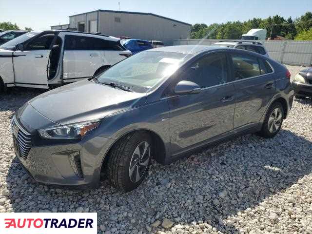 Hyundai IONIQ Hybrid 2019 1