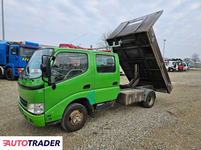 Toyota Dyna 2004