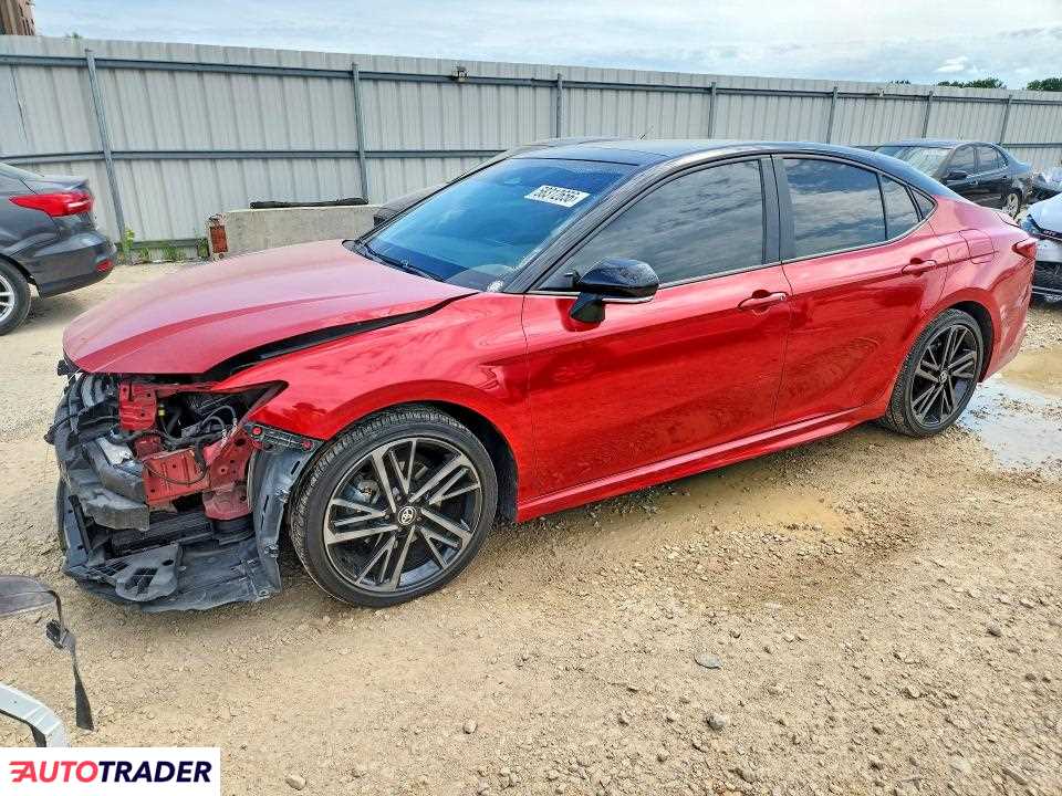 Toyota Camry 2025 2