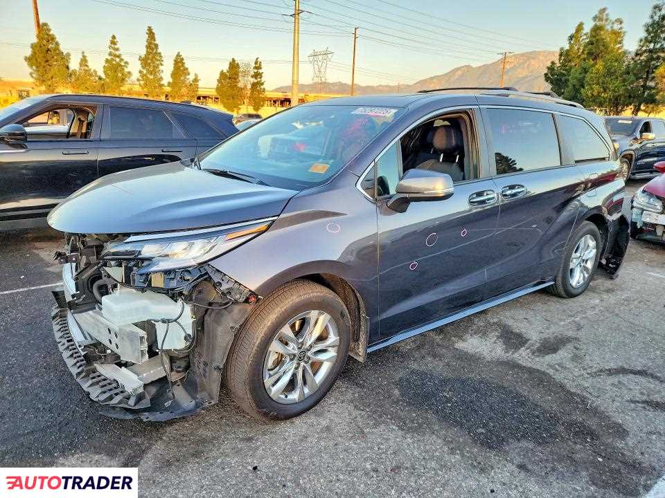 Toyota Sienna 2025 2