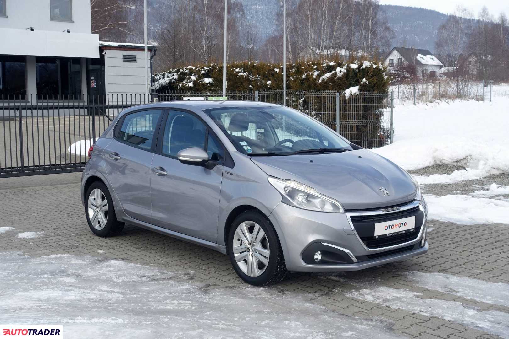 Peugeot 208 2018 1.2 83 KM