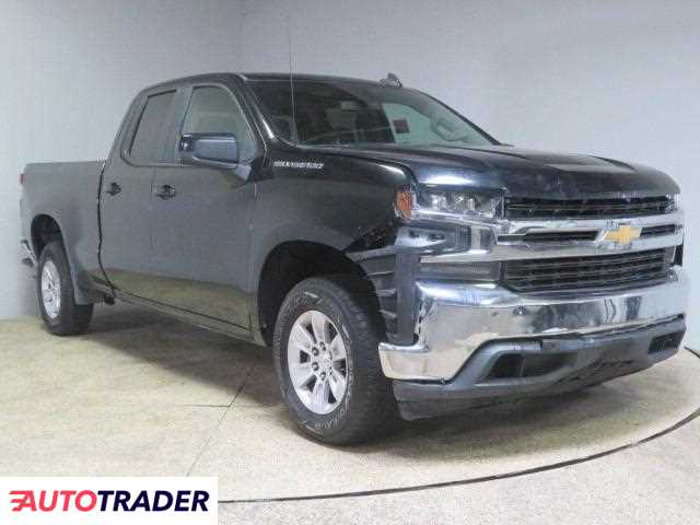 Chevrolet Silverado 2.0 benzyna 2019r. (RANCHO CUCAMONGA)