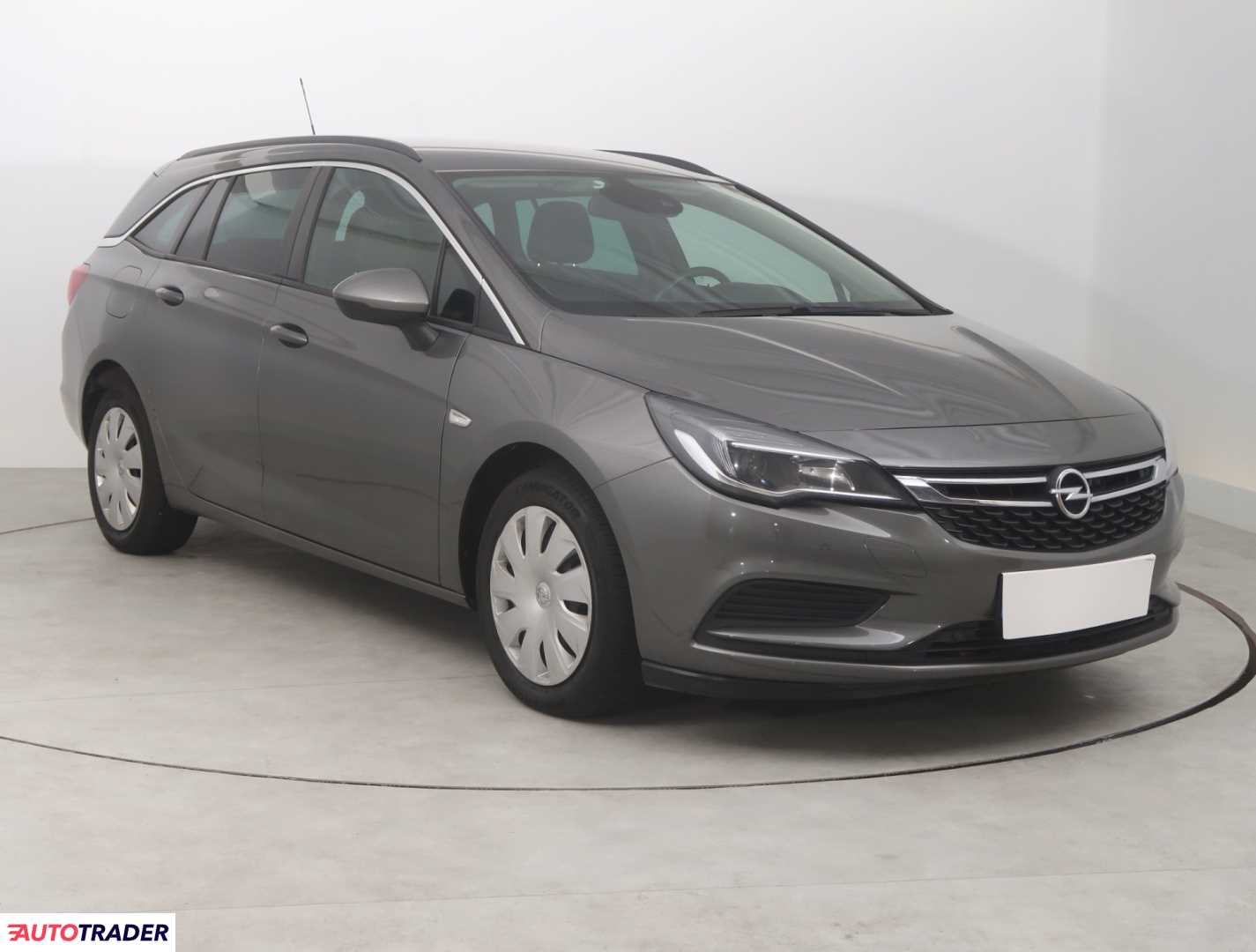 Opel Astra 2019 1.6 134 KM
