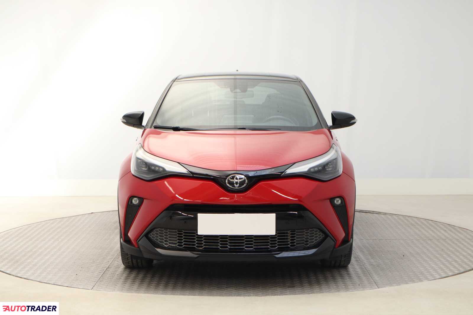 Toyota C-HR 2021 1.8 120 KM