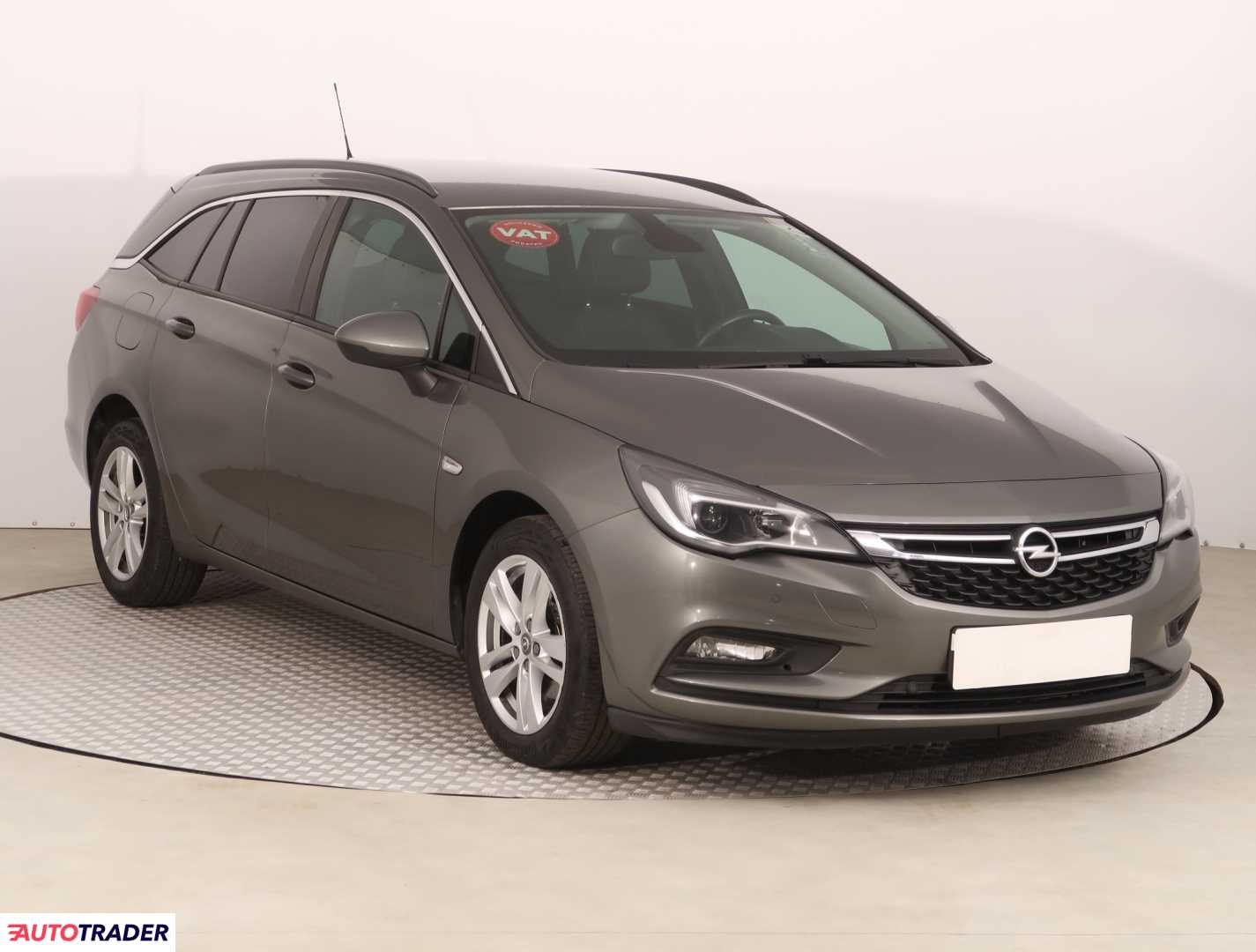 Opel Astra 2018 1.6 134 KM