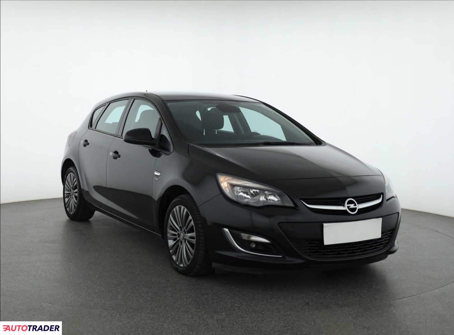 Opel Astra 2013 1.6 167 KM