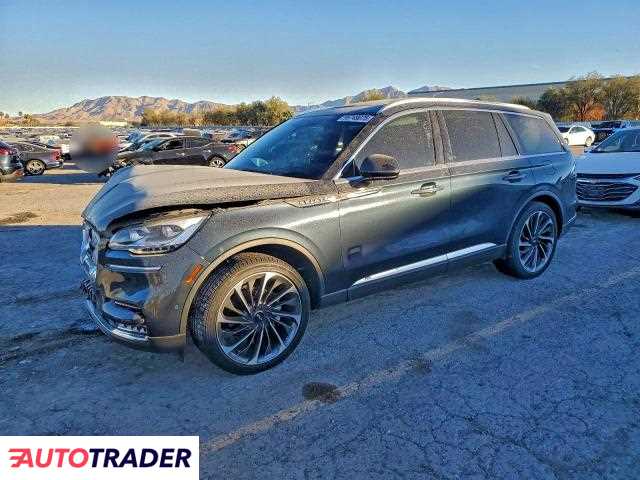 Lincoln Aviator 2023 3