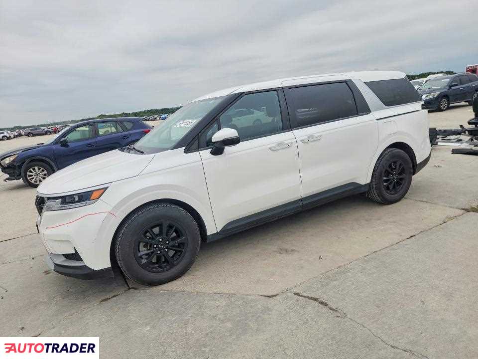 Kia Carnival 2022 3