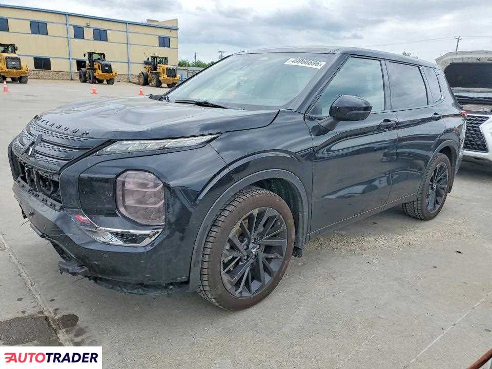 Mitsubishi Outlander 2023 2