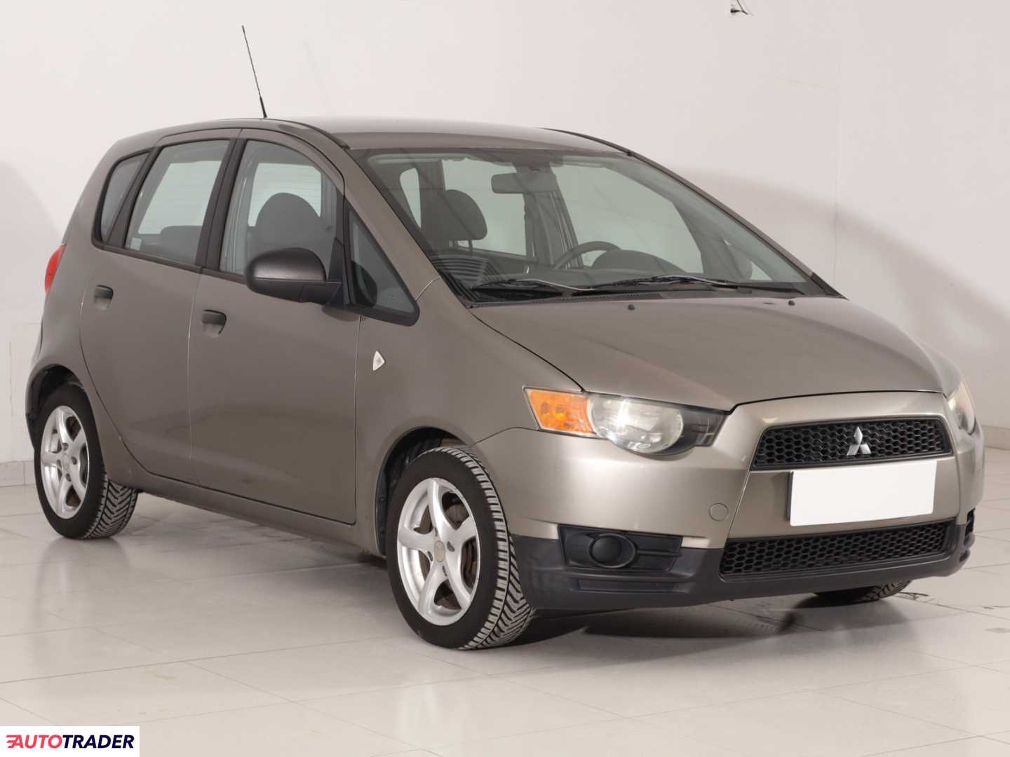 Mitsubishi Colt 2009 1.3 93 KM