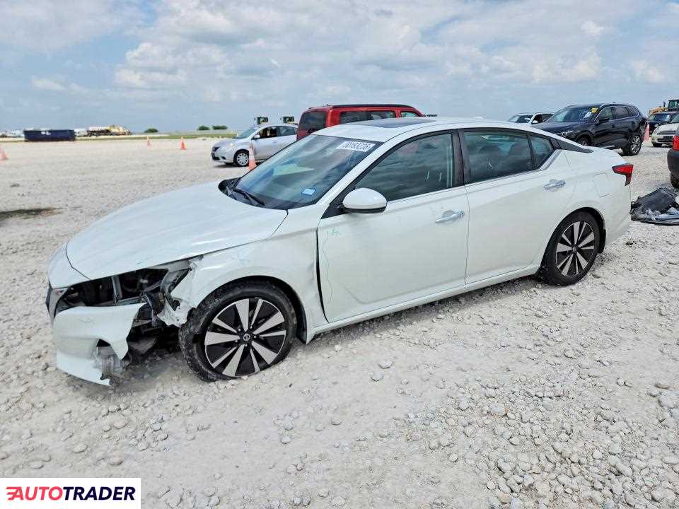 Nissan Altima 2022 2