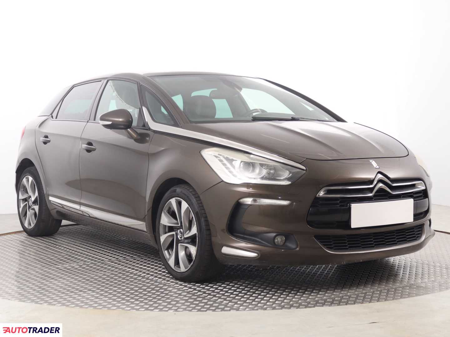 Citroen DS5 2013 2.0 160 KM