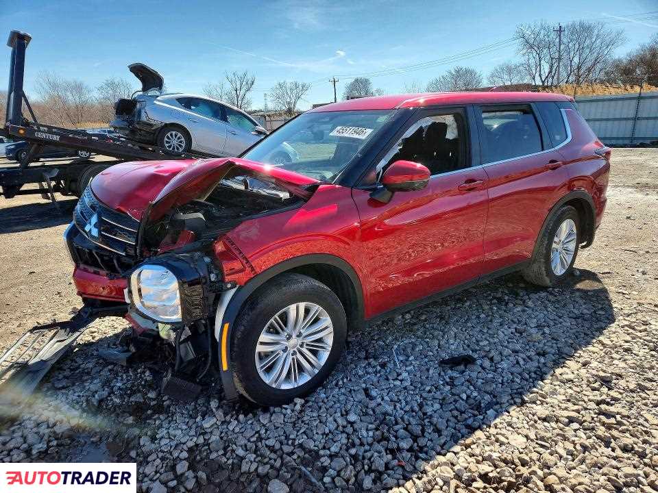 Mitsubishi Outlander 2024 2