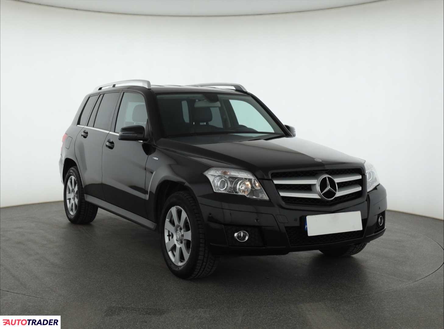 Mercedes G-klasa 2012 2.1 140 KM