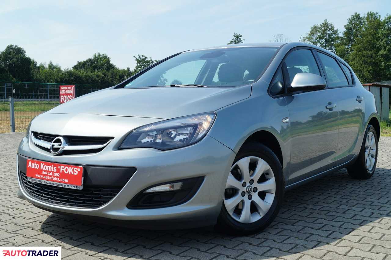 Opel Astra 2014 1.6 116 KM