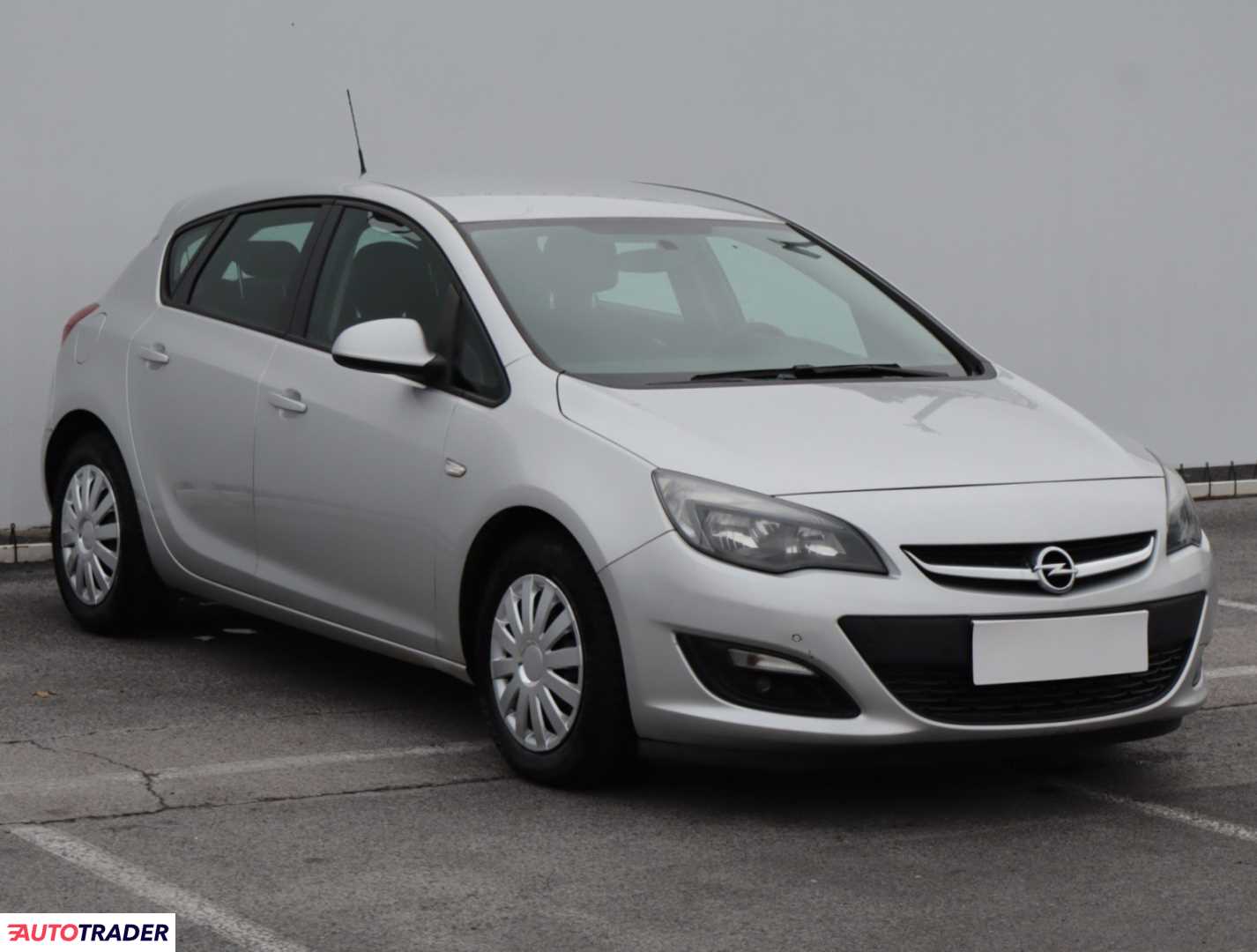Opel Astra 2015 1.6 113 KM