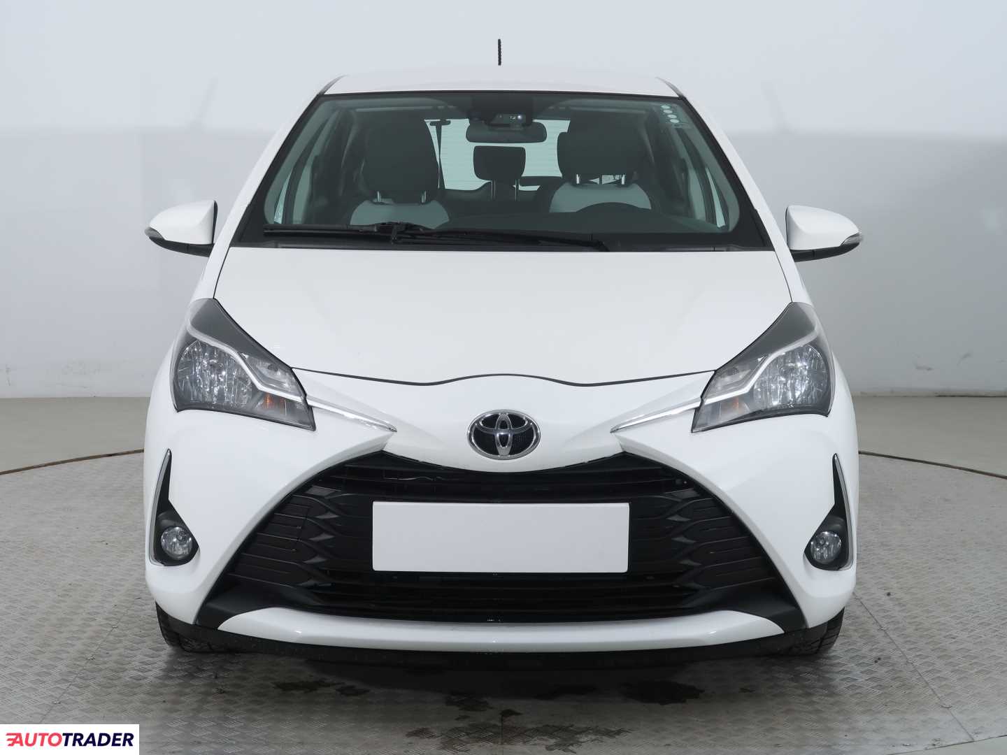 Toyota Yaris 2020 1.5 109 KM Toyota Yaris 2020 1.5 109 KM