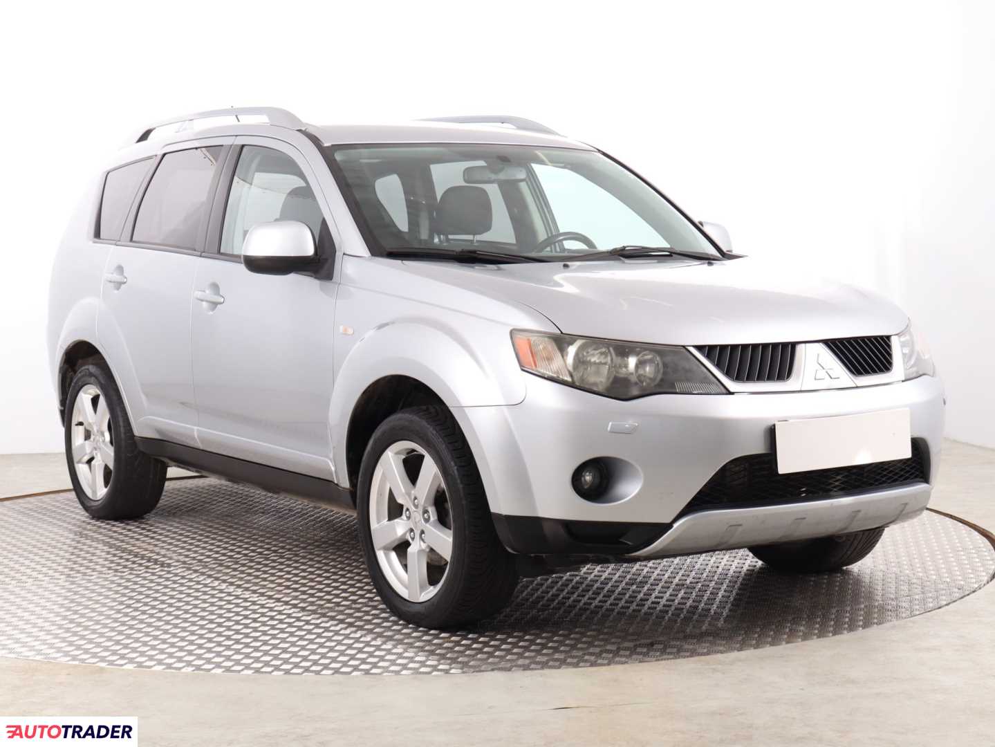 Mitsubishi Outlander 2009 2.0 138 KM