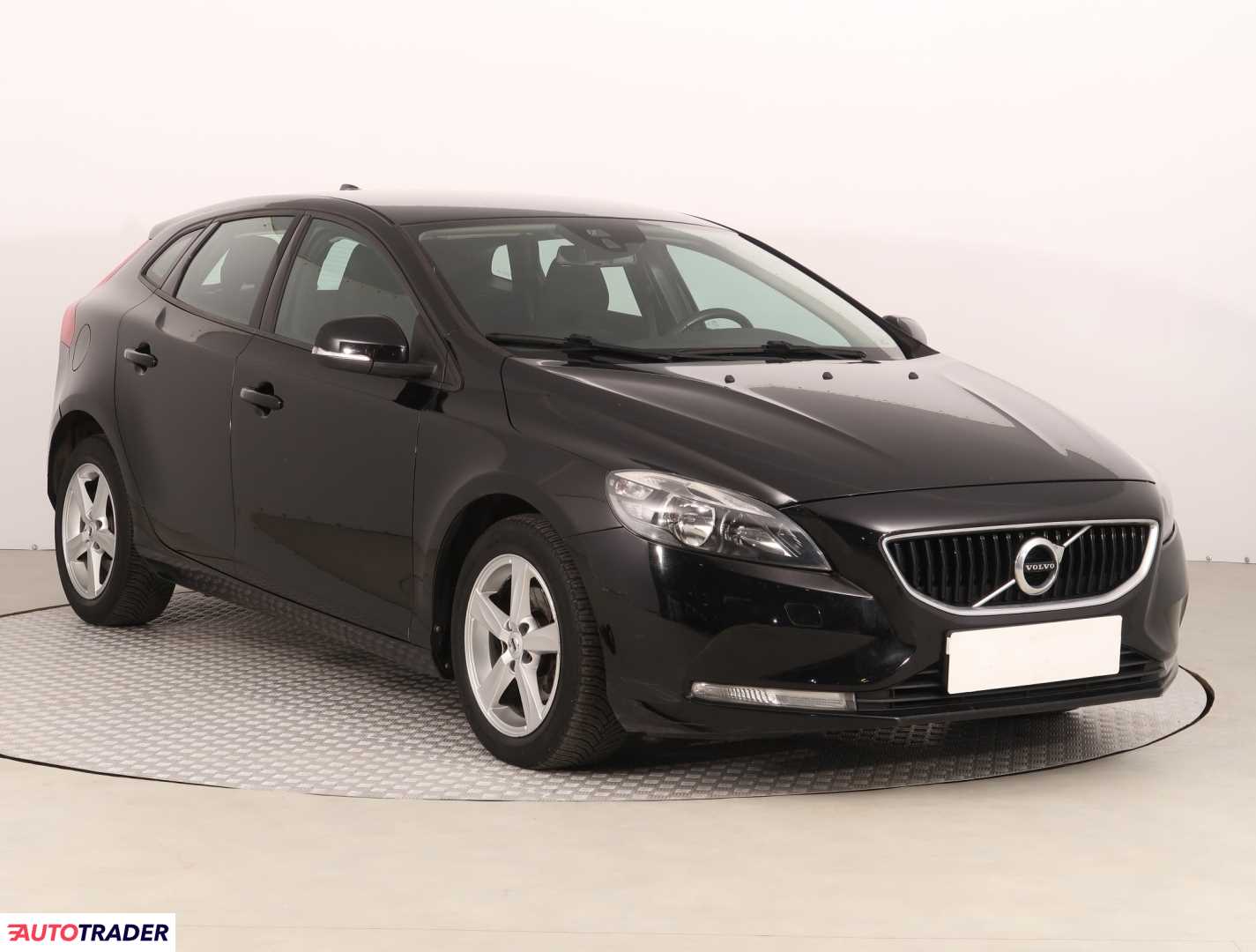 Volvo V40 2017 2.0 118 KM