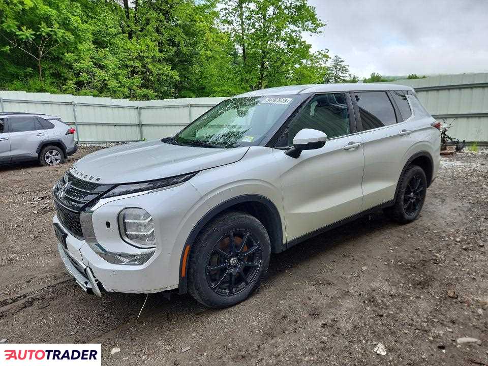 Mitsubishi Outlander 2022 2