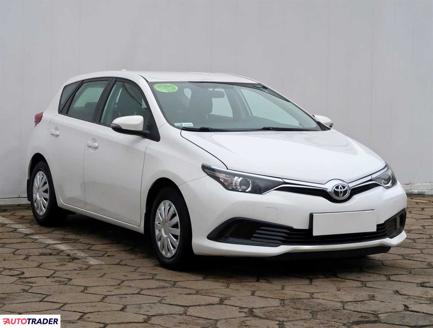 Toyota Auris 2016 1.3 97 KM Toyota Auris 2016 1.3 97 KM