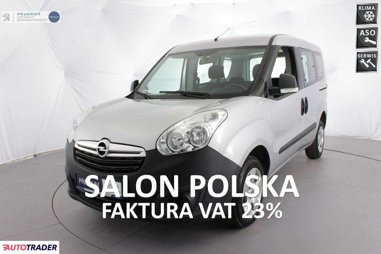 Opel Combo 2016 1.2 Opel Combo 2016 1.2