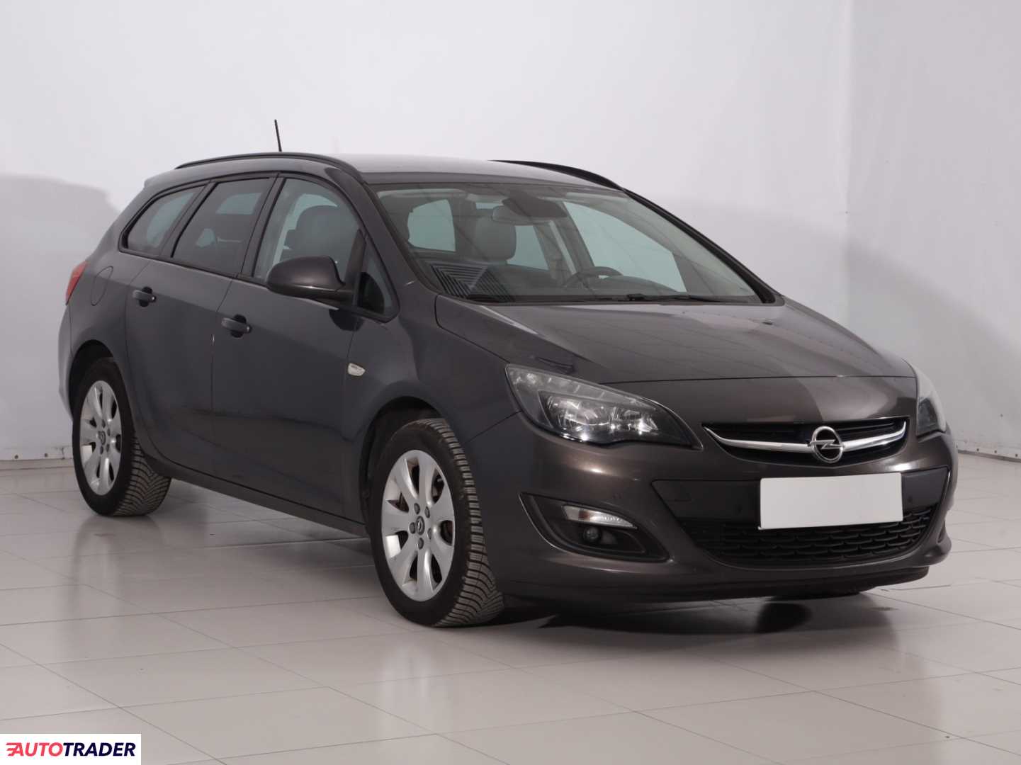 Opel Astra 2015 1.6 108 KM