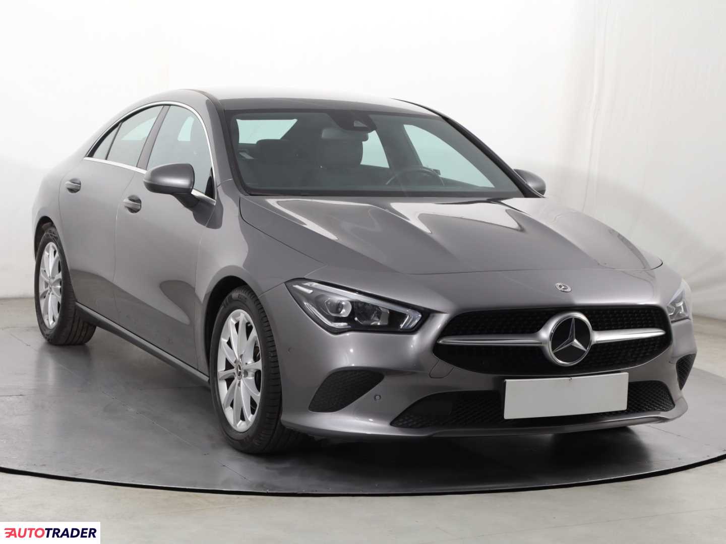 Mercedes Pozostałe 2022 1.3 160 KM