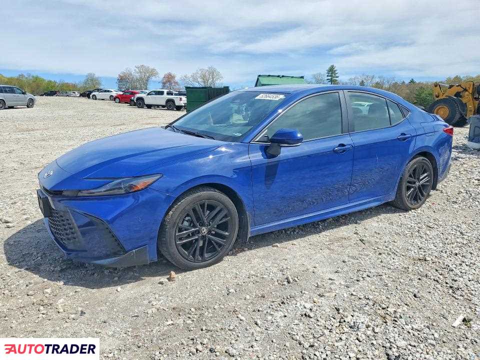 Toyota Camry 2025 2