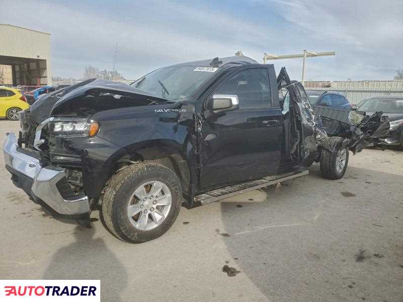 Chevrolet Silverado 2022 5