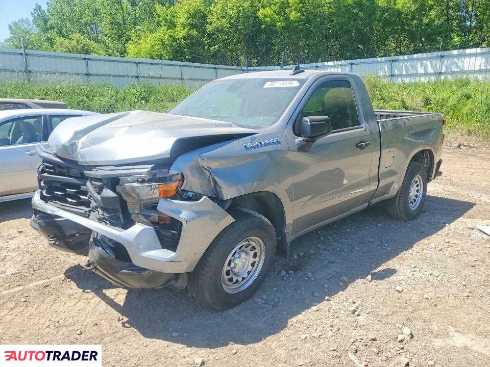 Chevrolet Silverado 2025 2