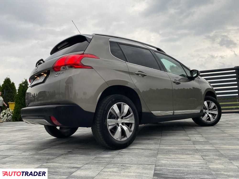 Peugeot 2008 2015 1.2 130 KM