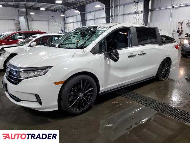 Honda Odyssey 2021 3