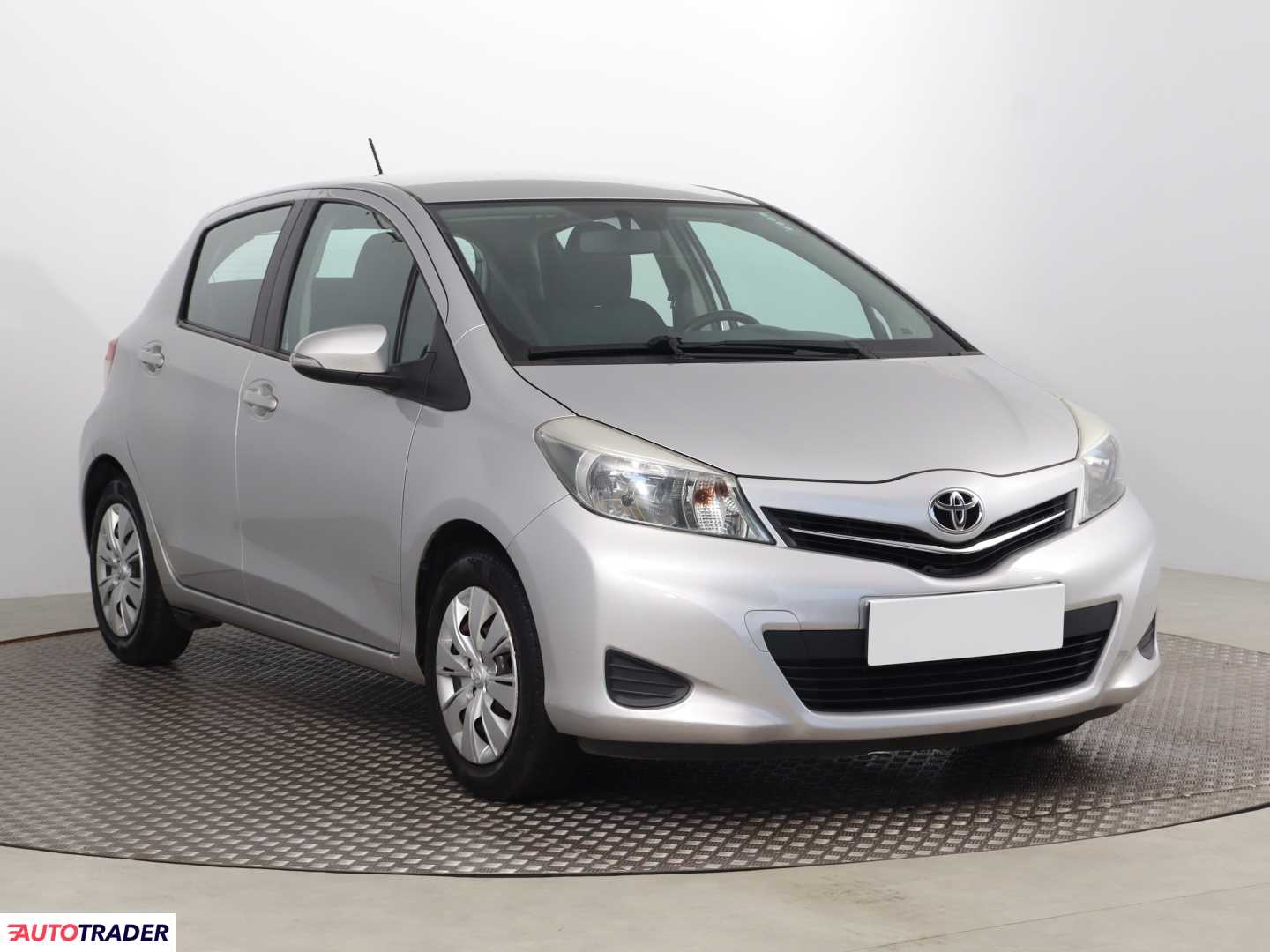 Toyota Yaris 2012 1.3 97 KM Toyota Yaris 2012 1.3 97 KM