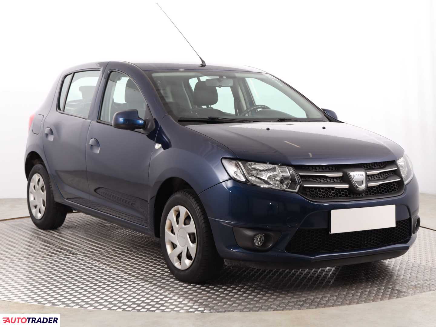 Dacia Sandero 1.1 72 KM 2016r. (Piaseczno)