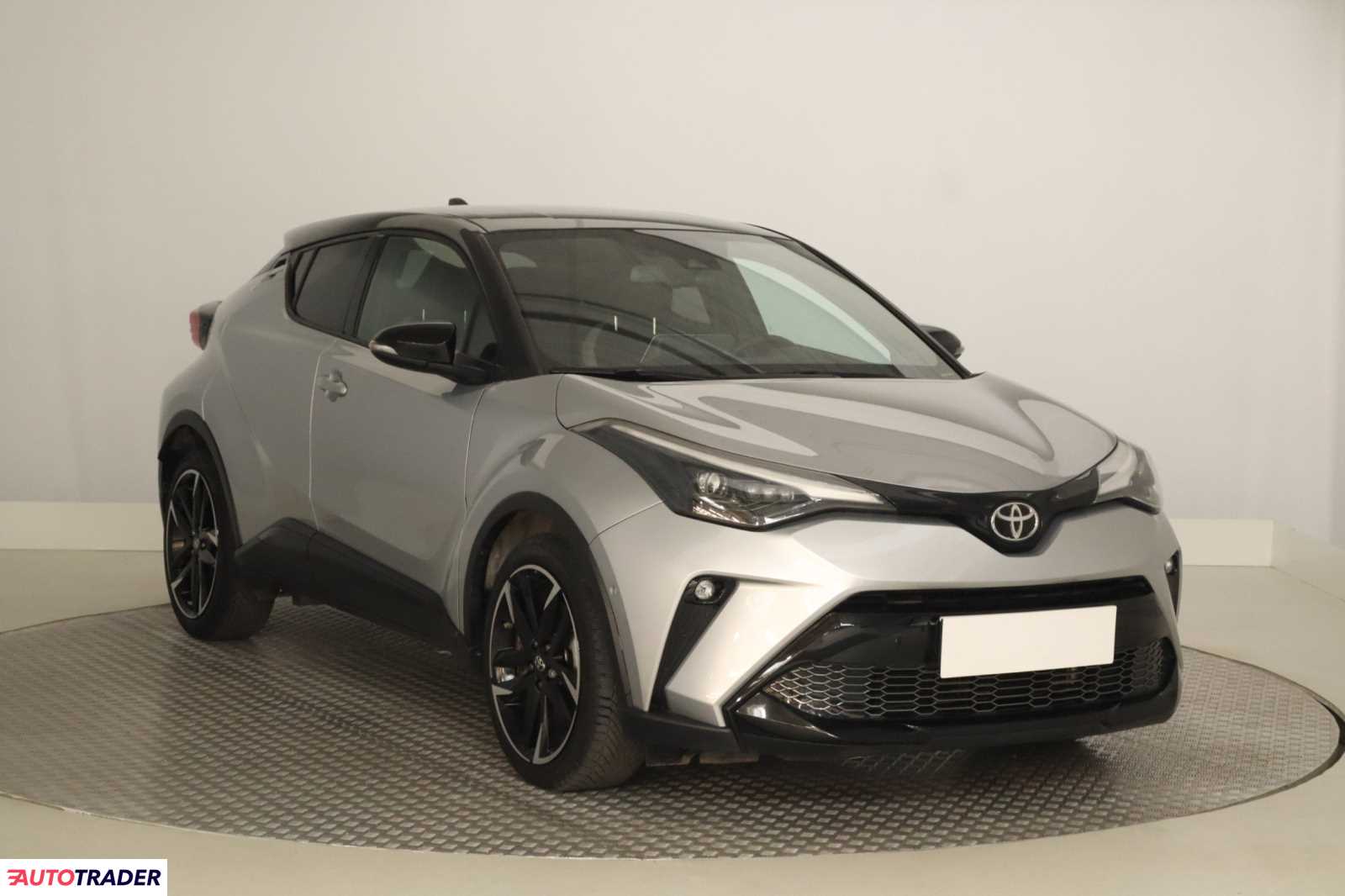 Toyota C-HR 2022 2.0 181 KM
