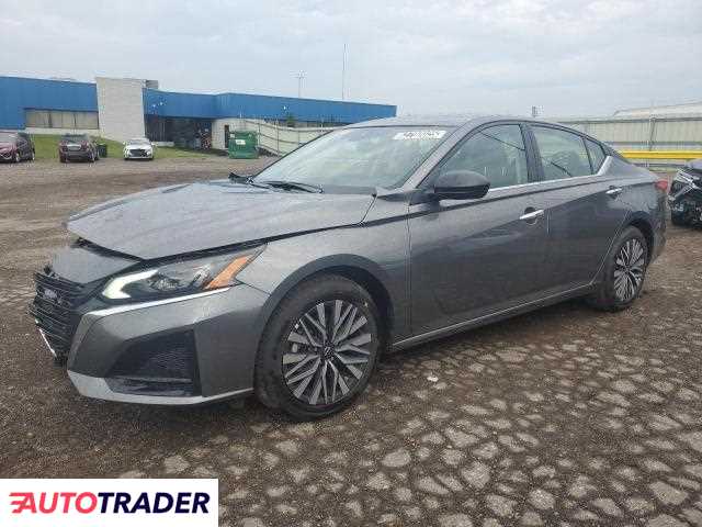Nissan Altima 2025 2