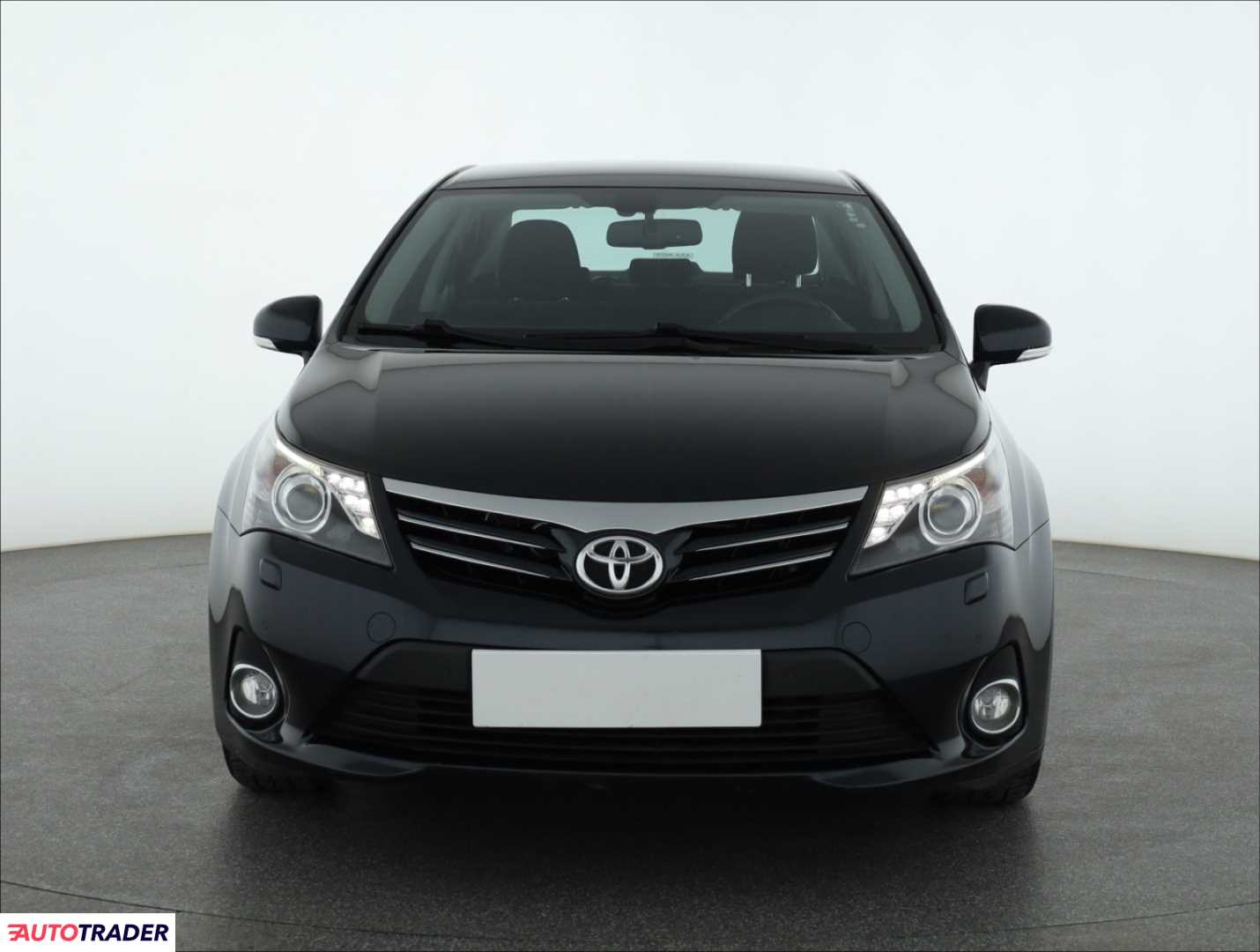 Toyota Avensis 2014 1.8 144 KM