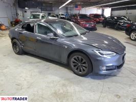 Tesla Model S 2020 Tesla Model S 2020