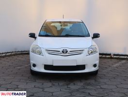Toyota Auris 2010 1.4 88 KM