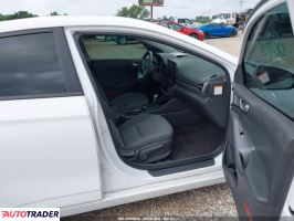 Hyundai IONIQ Hybrid 2020 1