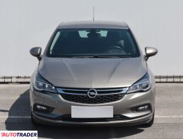 Opel Astra 2017 1.4 123 KM