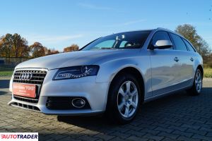 Audi A4 2010 2.0 136 KM