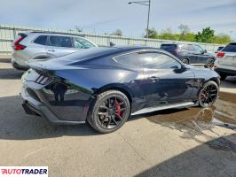 Ford Mustang 2025 5