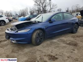 Tesla Model 3 - zobacz ofertę