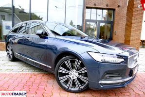Volvo V90 2021 2.0 235 KM