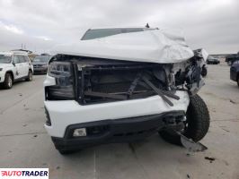 Chevrolet Silverado 2020 3