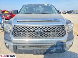 Toyota Tundra 2021 5