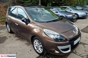 Renault Scenic 2011 1.4 131 KM